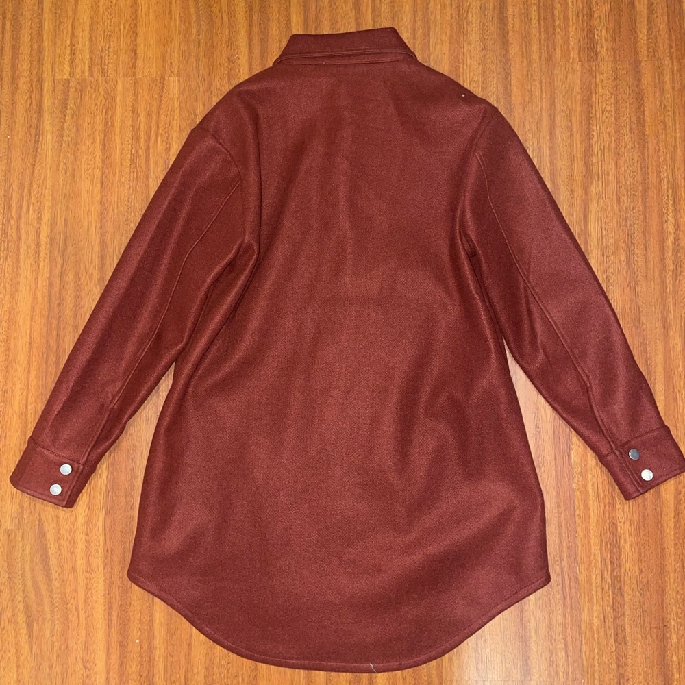 Shacket - Picture 2 of 4